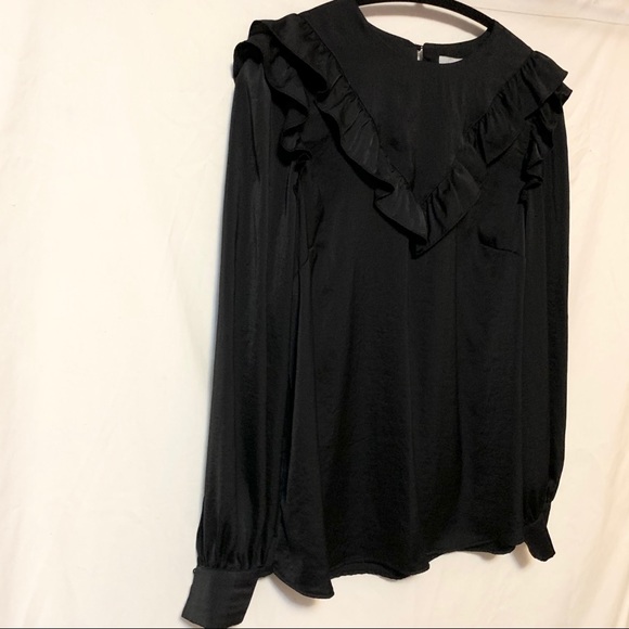H&M blouse - Picture 2 of 4
